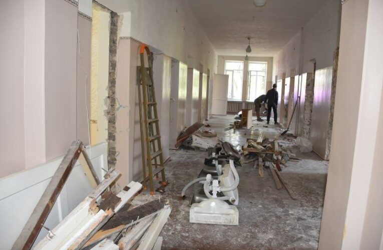В Краматорске начался долгожданный ремонт в детской больнице