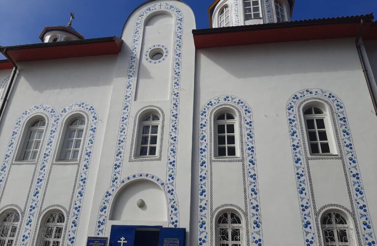 Петріківський храм на сході України