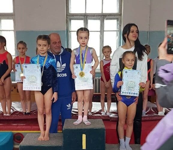 Зовсім юні гімнастки з Краматорська взяли участь у відкритому обласному турнірі