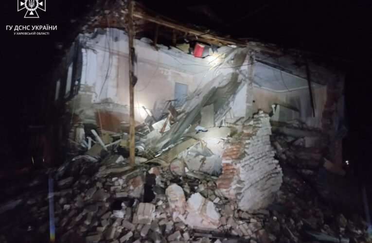 Обстріл на Харківщині: Зруйновано будинок, є постраждалі