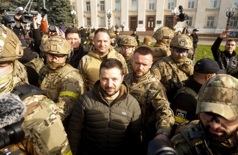 Зеленський приїхав до звільненого Херсону