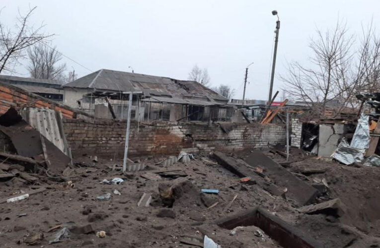 На Донеччині під вогонь окупантів потрапили три райони, є жертви