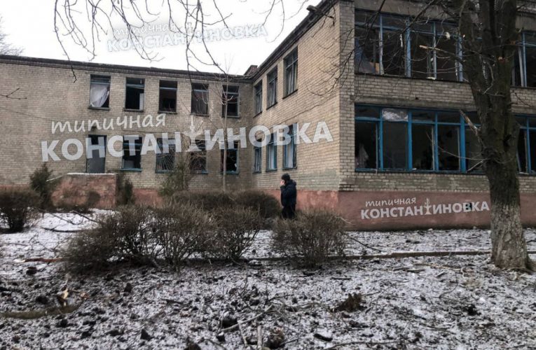 Вночі окупанти обстріляли житловий масив у Костянтинівці