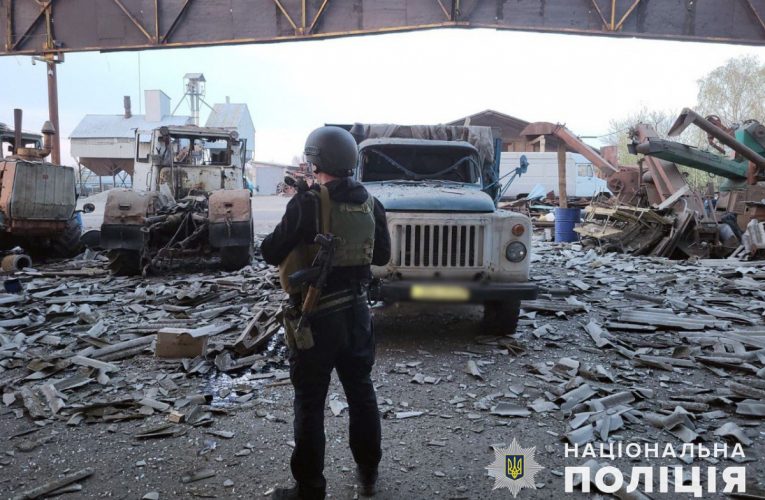 Минулої доби війська РФ зруйнували 46 цивільних обʼєктів Донецької області