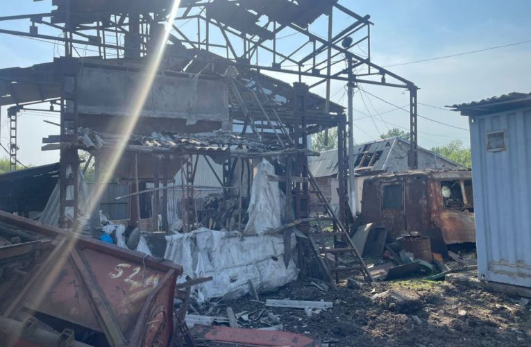 Вночі війська РФ вдарили безпілотниками по Покровську, обстріляно складські приміщення