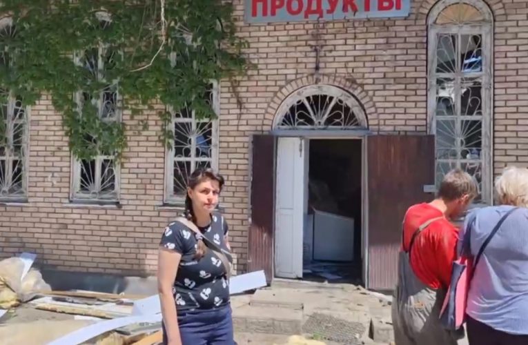 У Донецьку снаряд влучив у магазин. Є загиблі та поранені