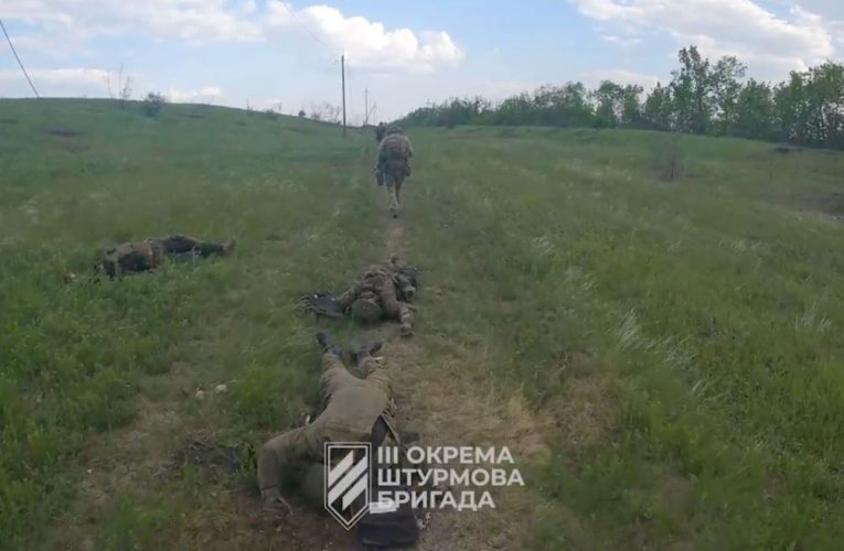 Третя бригада ЗСУ показала, як зачистила окопи від військ РФ біля Бахмута