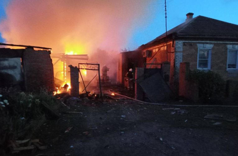 Село під Бєлгородом потрапило під обстріл із «Градів»: Двоє загиблих, шестеро постраждалих