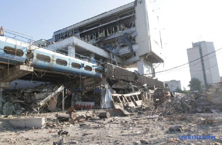 Росія вночі зруйнувала автовокзал Дніпра: є постраждалі
