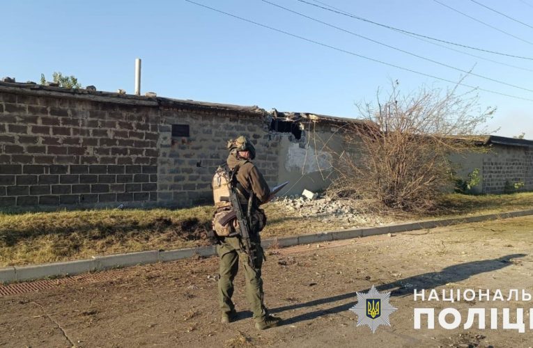 Війська РФ за добу зруйнували та пошкодили 18 будинків у Донецькій області