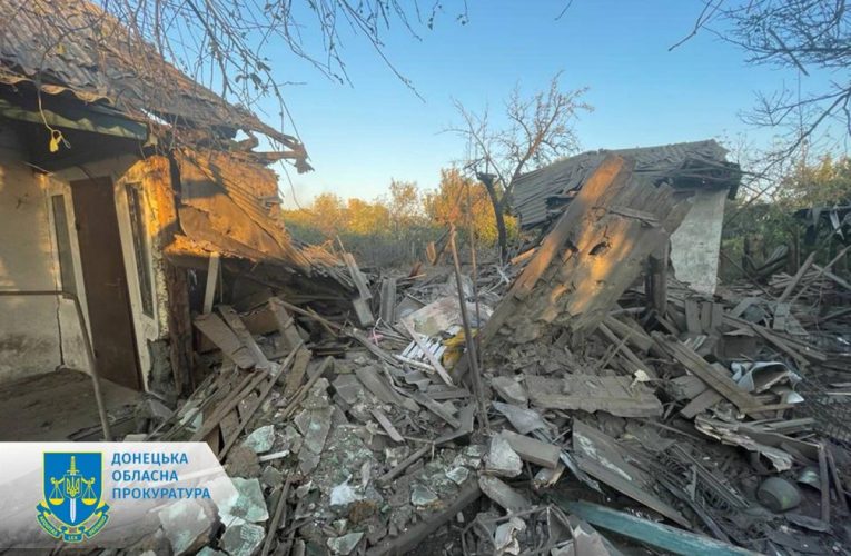 Війська РФ вдарили по Торецьку та його околицях: загинули 4 цивільних, багато руйнувань