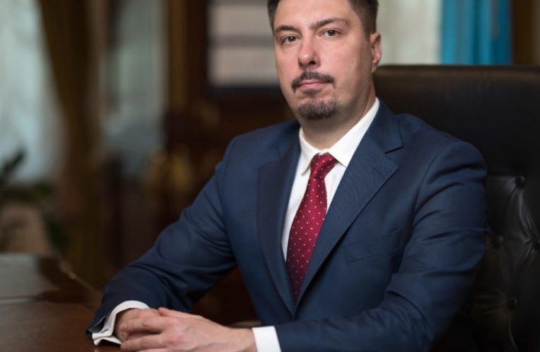 Колишній голова Верховного суду залишиться під вартою до 9 грудня