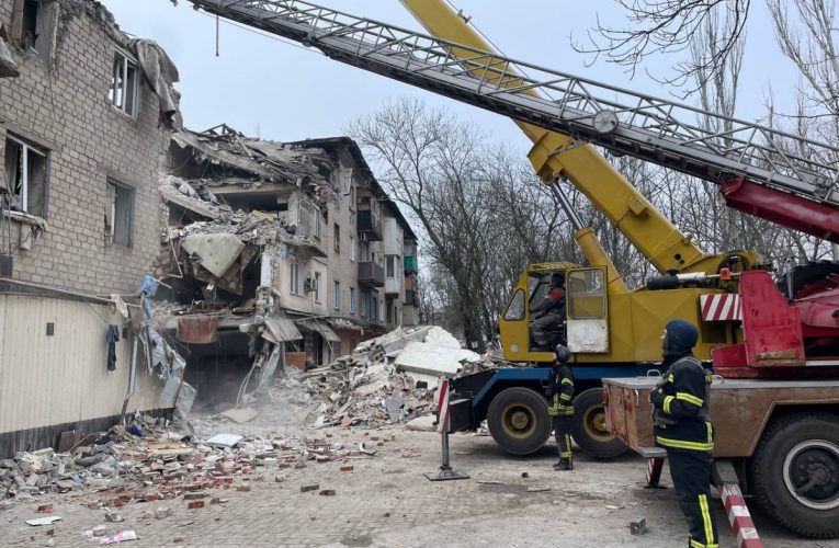 У Селидовому знайдено тіло четвертого загиблого на місці ракетного удару