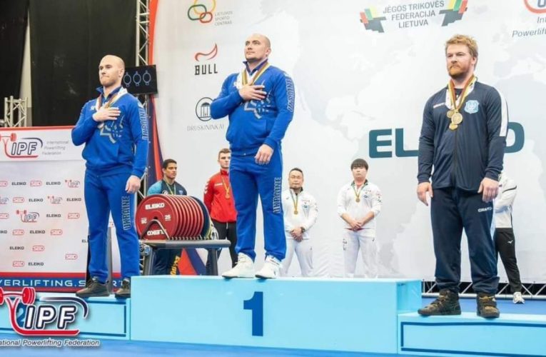 Спортсмен з Рубіжного втретє став чемпіоном світу з пауерліфтингу
