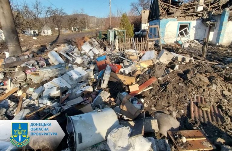 Війська РФ завдали ракетного удару по Селидовому: відомо, в якому стані постраждалі