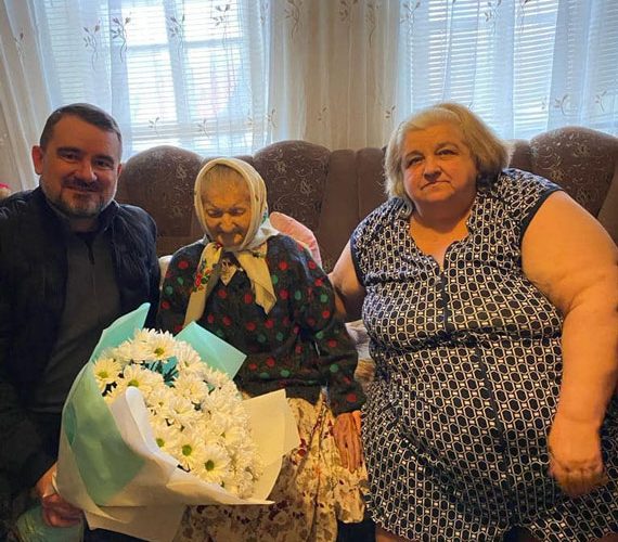 Жительку Слов’янська привітали зі 102-річчям
