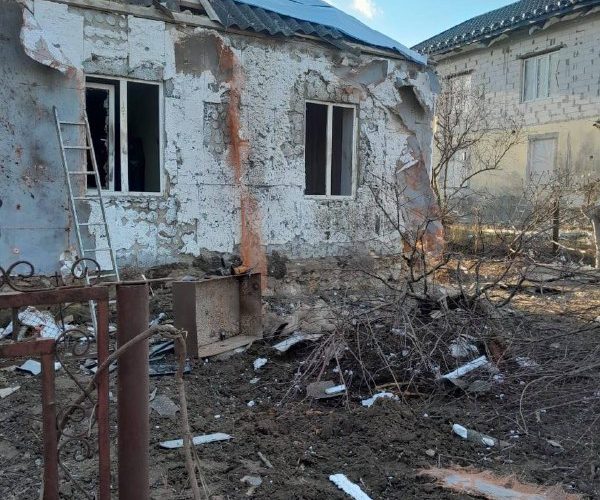 Окупанти вдарили по Херсонщині: двоє людей постраждали