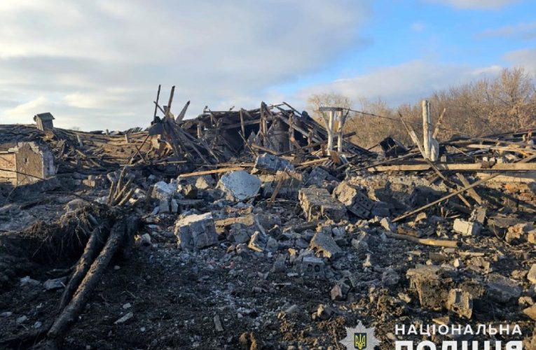 Окупанти обстріляли Гродівку: пошкодили тваринницький комплекс та зерновий склад