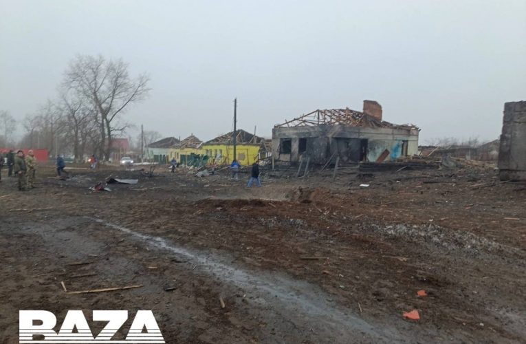 Боєприпас, що впав з російського літака, вибухнув у Воронезькій області, зруйновано будинки