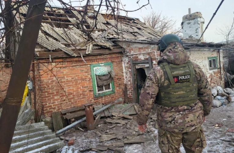 РФ вранці обстріляла Авдіївку з артилерії та «Градів»