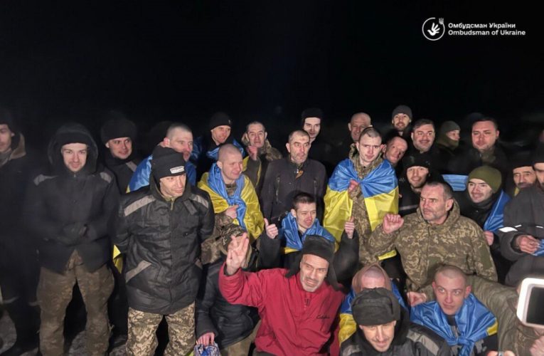 Україна та Росія провели найбільший обмін полоненими за час великої війни