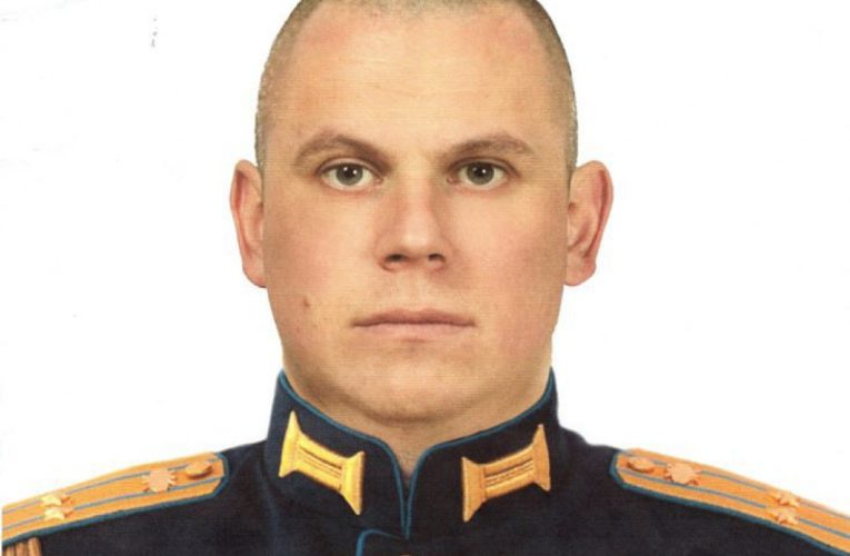 В Алушті поховали російського офіцера, який загинув під час ракетного удару на Ай-Петрі
