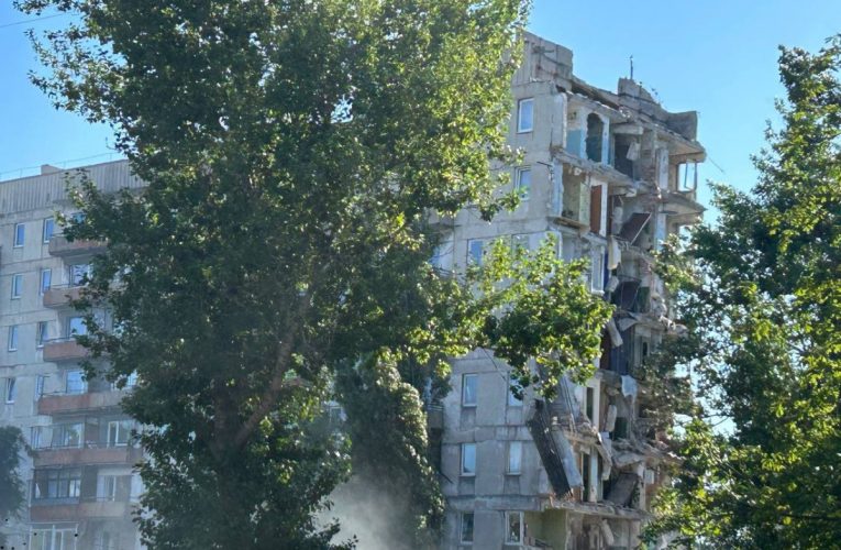 В окупованому Первомайську частково обрушилася стіна будинку: «ЛНР» заявила про обстріл