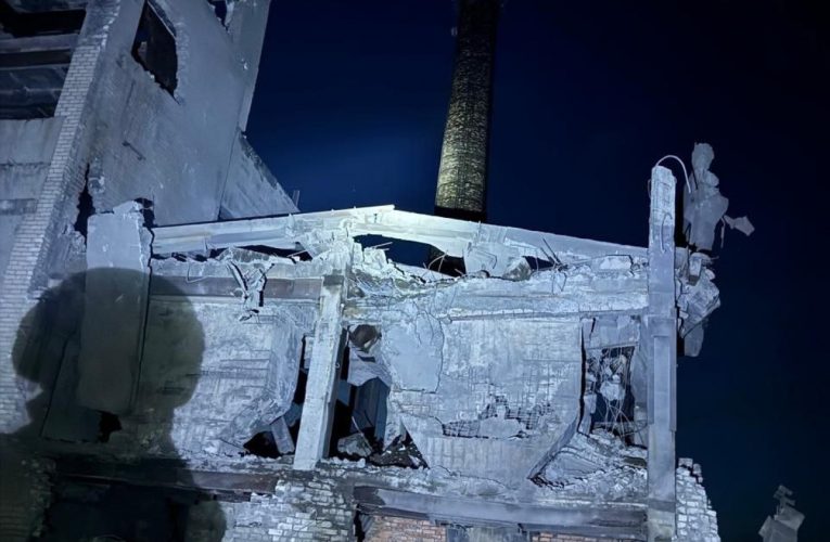 Росіяни атакували Селидове авіабомбою ФАБ-500: у місті є проблеми з мобільним зв’язком