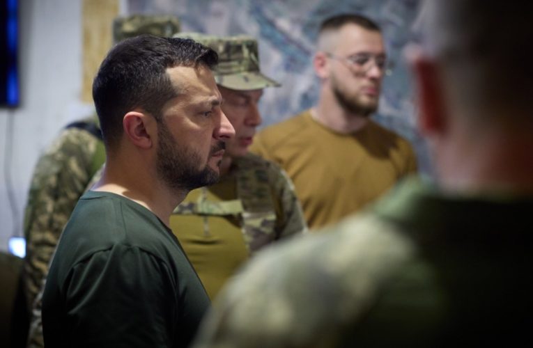 Зеленський приїхав до прифронтового Покровська