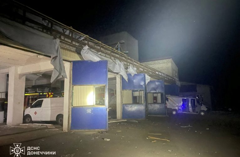 Авіаударом РФ повторно пошкоджена пожежна частина в Селидовому
