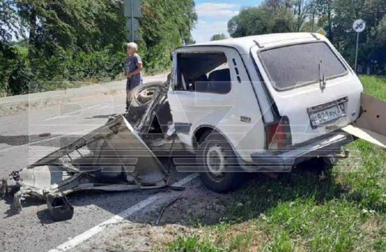 Танк наїхав на «Ниву» у Бєлгородській області РФ: водій загинув