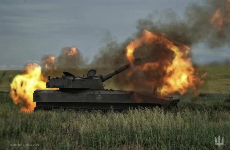 Втрати військ РФ за добу перевищили 1300 осіб та 70 артсистем