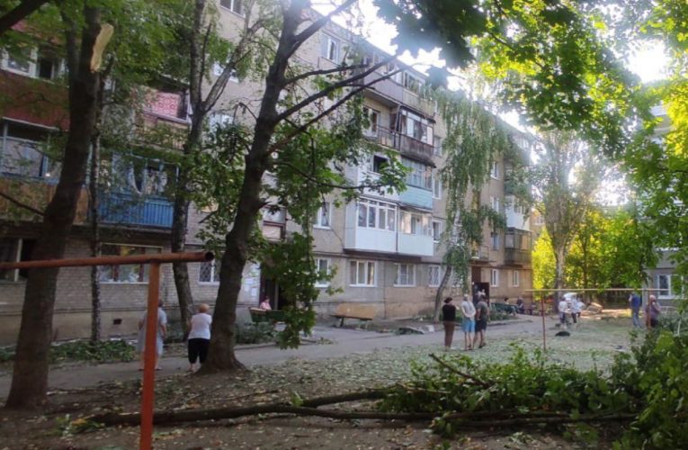 Армія РФ за добу обстріляла три райони Донецької області: пошкоджено будинки та ЛЕП