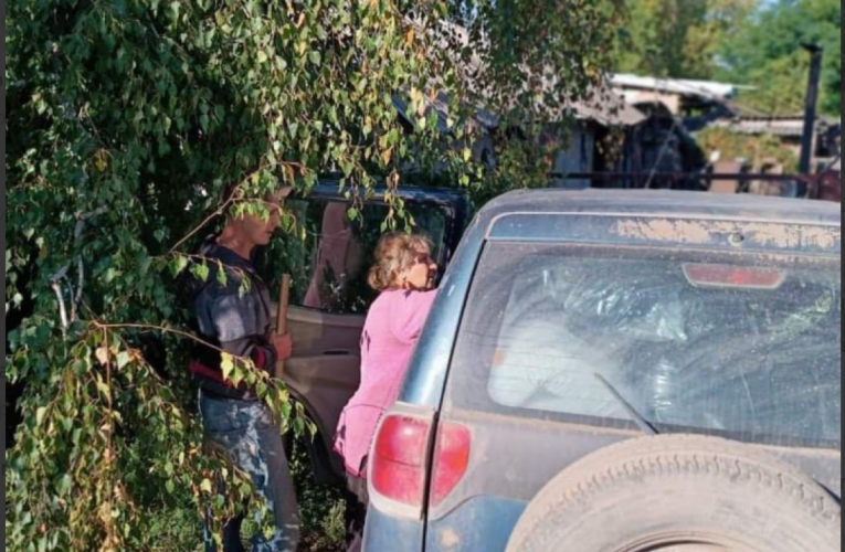 Росіяни знищили їхній будинок: з прифронтового Невського евакуювалися ще двоє людей