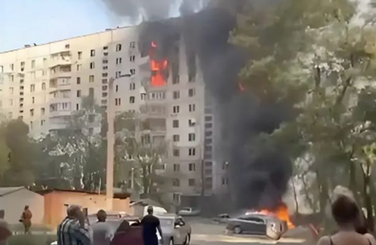 Росіяни вдарили по центру Харкова, є загиблі та поранені