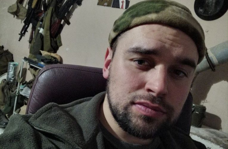 «Ми всі бачили, як палало»: Z-блогер заявив про «снарядний голод» в армії РФ після ударів України по складах БК