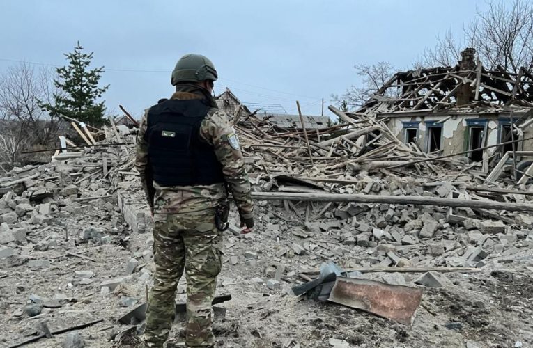 Російські військові 9 разів обстріляли населені пункти Донецької області за добу: є загиблі та поранені