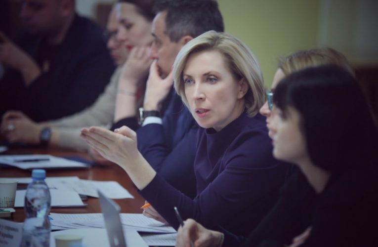 В Офісі президента відповіли на заяви про те, що «тисячі переселенців їдуть до російської окупації»