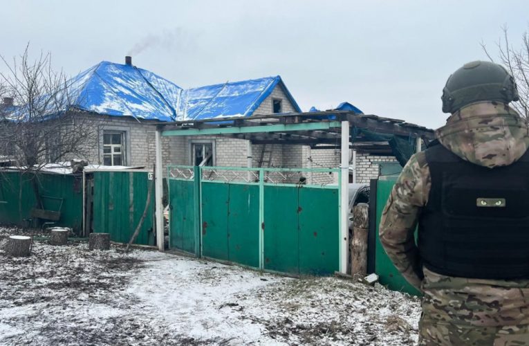 За добу армія РФ вісім разів обстріляла населені пункти Донецької області: є постраждалі та руйнування