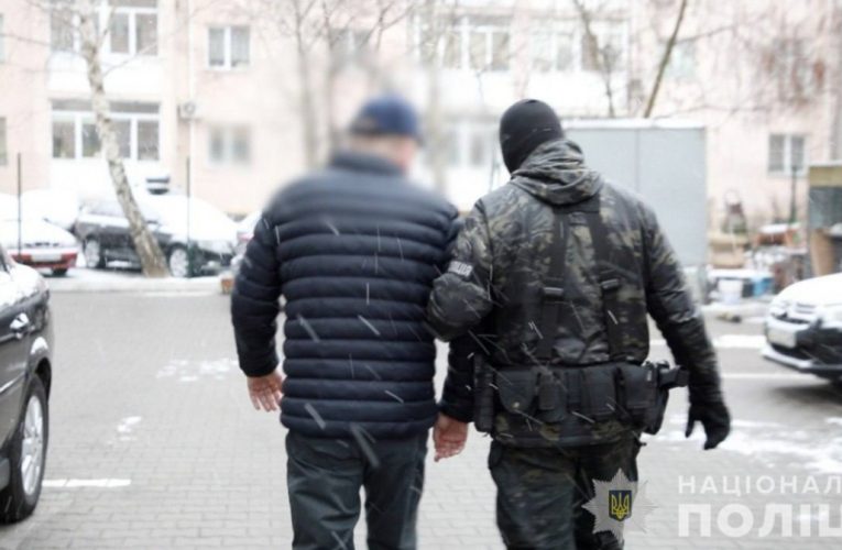 СБУ і Нацполіція викрили екснардепа та його синів: вели бізнес на окупованій території та платили податки РФ
