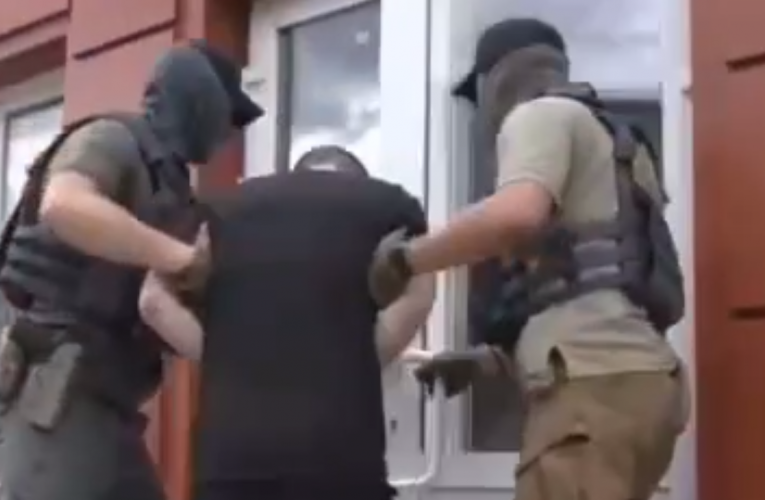 На Луганщині окупанти судитимуть 21-річного хлопця: його звинувачують у «шпигунстві для спецслужб України»