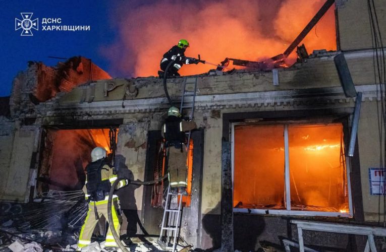 Росія вночі «шахедами» понад 10 разів вдарила по Харкову: поранені 17 людей, серед них діти