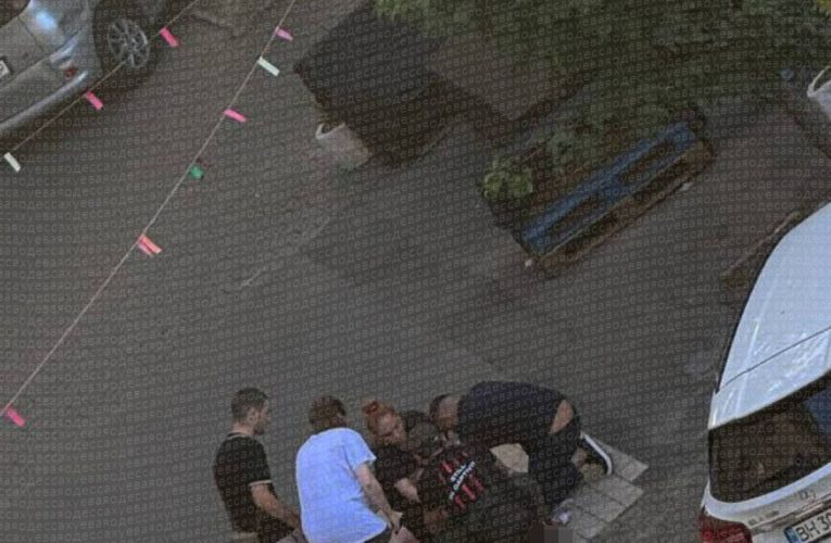 У центрі Одеси було чути постріли: пораненого госпіталізували