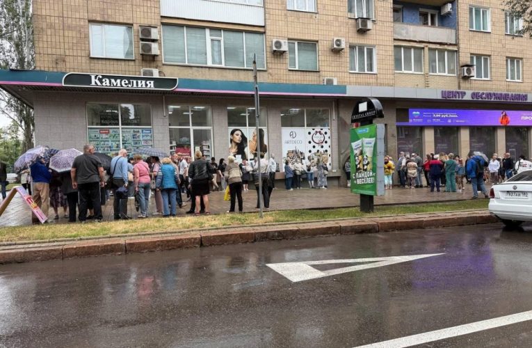 Можна не битися у черзі: у Донецьку планують продовжити терміни верифікації SIM-карток